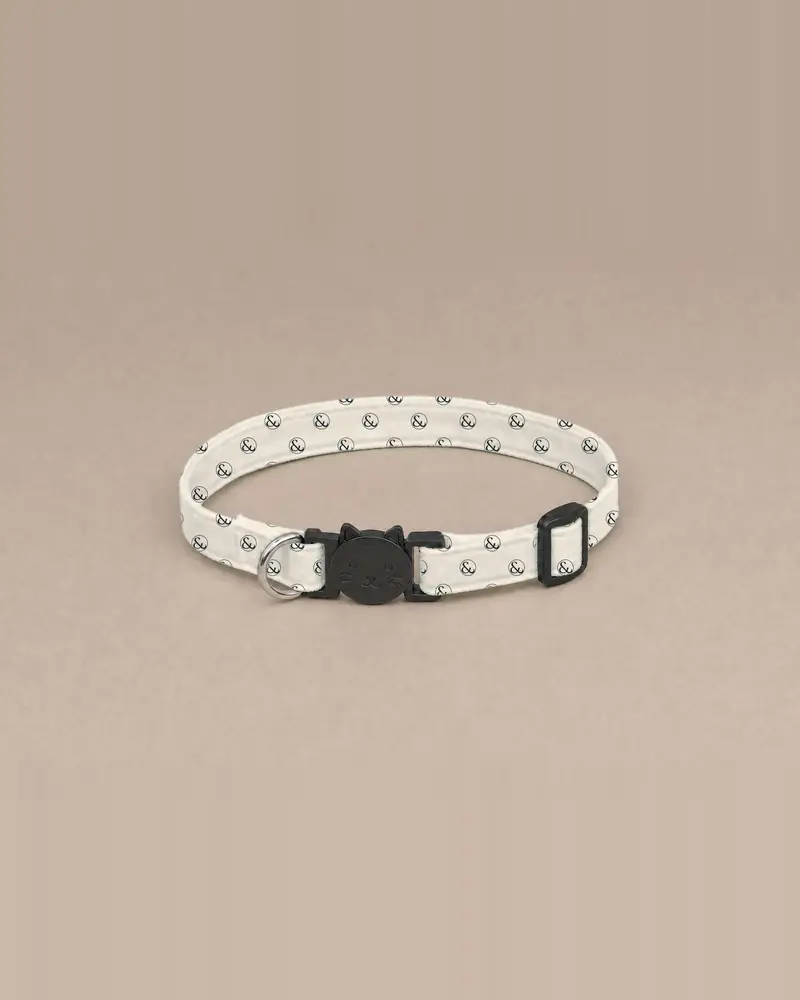Cat collar, navy ring