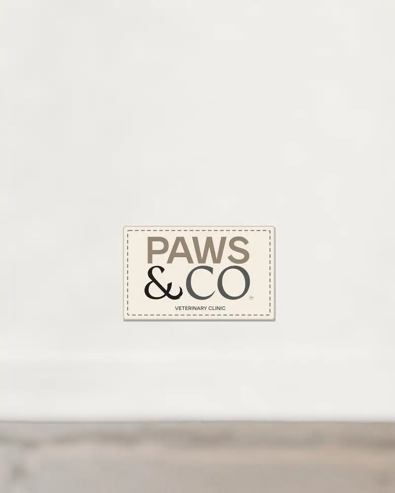 Paws tee, the woven label